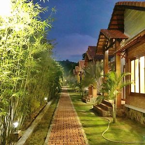 Bungalow Gia Đình